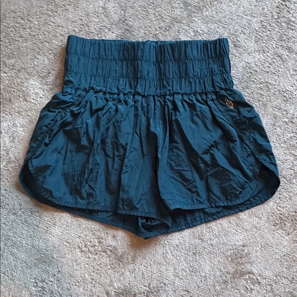 FREE PEOPLE MOVEMENT Teal Shorts, size M - Picture 2 of 6
